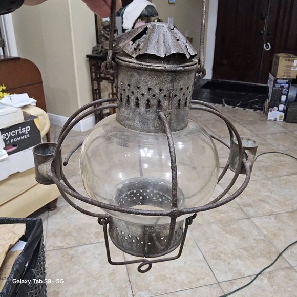 Vintage Style Metal and Glass Lantern - Picture 4 of 5